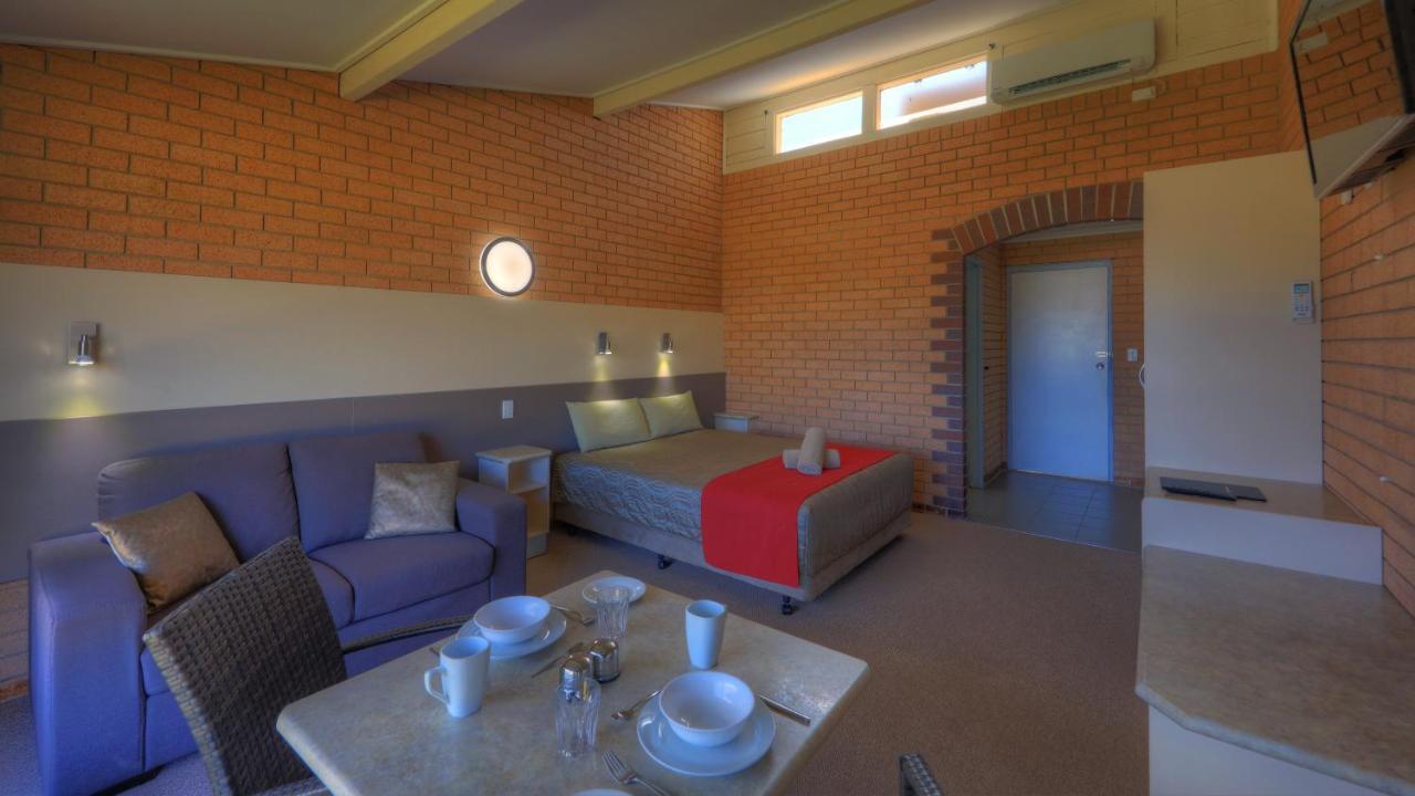 Tenterfield Motor Inn Esterno foto